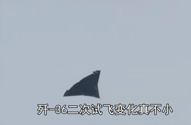 飞出现罕见现象美国着急了要重启6代机项目